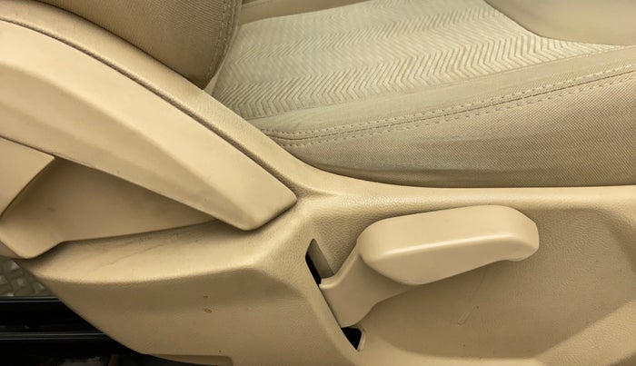 2018 Ford Figo Aspire 1.2 TITANIUM PETROL, Petrol, Manual, 27,077 km, Driver Side Adjustment Panel