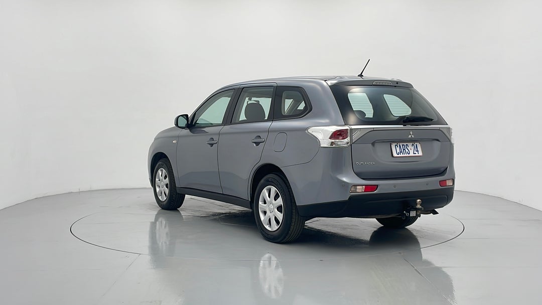 Left Back Diagonal (45- Degree) View