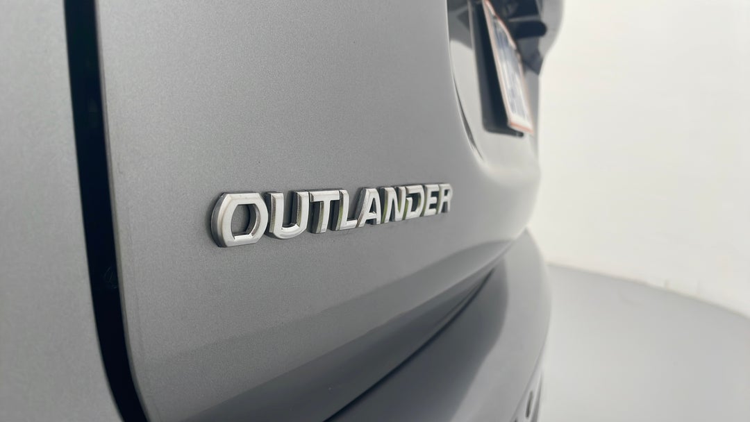 Badge (Boot Left Side)