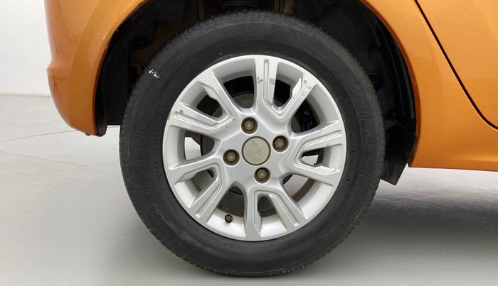 2017 Tata Tiago XZ 1.2 REVOTRON, Petrol, Manual, 65,312 km, Right Rear Wheel