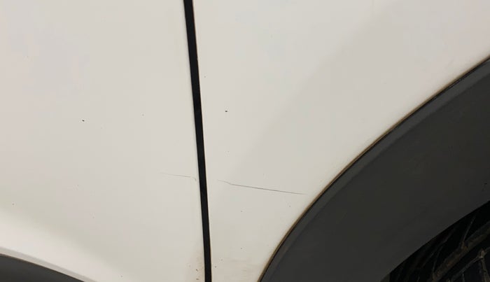 2017 Hyundai Creta E PLUS 1.6 PETROL, Petrol, Manual, 42,089 km, Right fender - Minor scratches