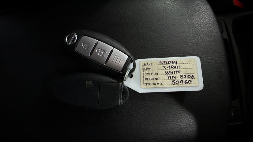 2016 Nissan X-trail St-l (FWD), Automatic, 47721 km, Key Close-up