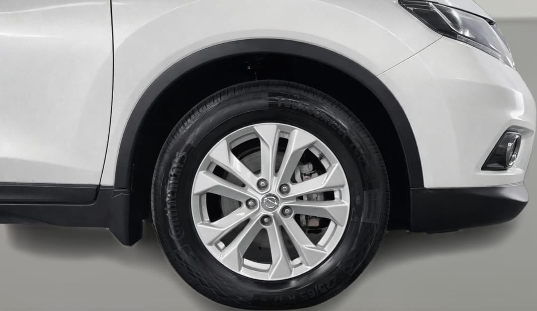 2016 Nissan X-trail St-l (FWD), Automatic, 47721 km, Right Front Wheel