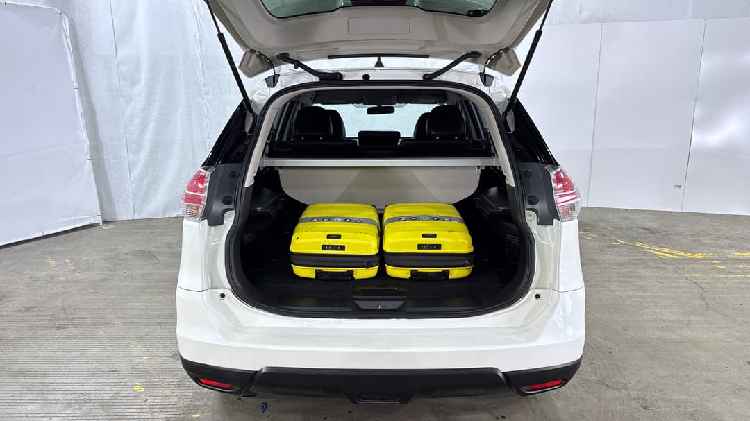 2016 Nissan X-trail St-l (FWD), Automatic, 47721 km, Boot Inside View with Luggage
