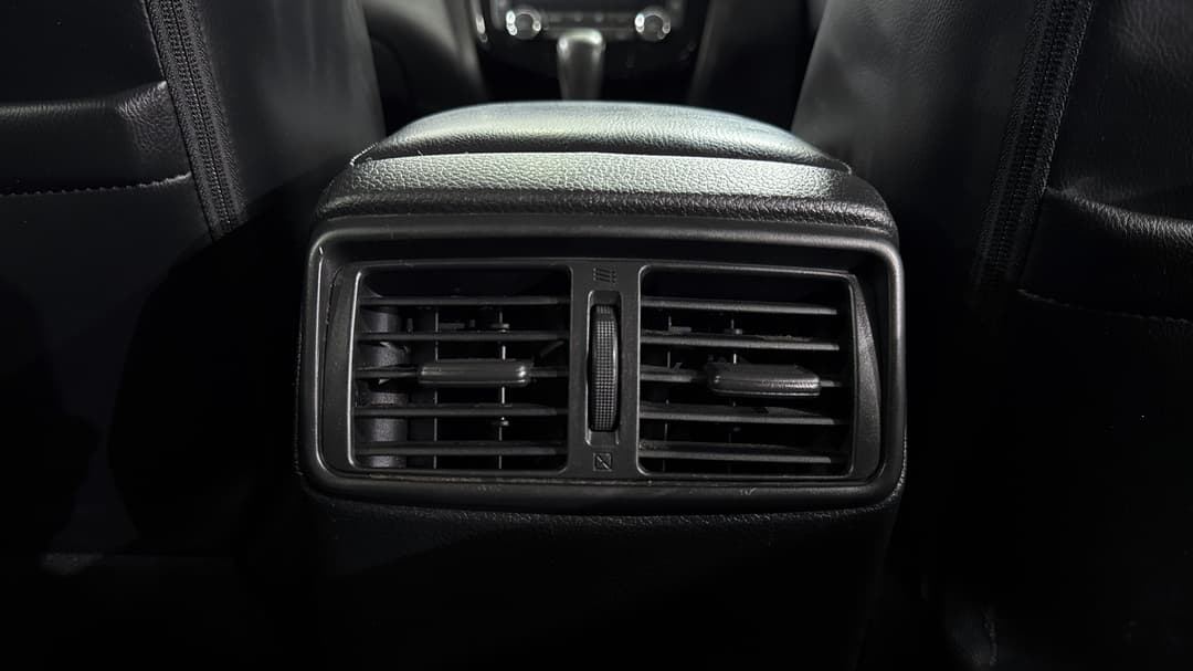 2016 Nissan X-trail St-l (FWD), Automatic, 47721 km, Rear A/C Vent