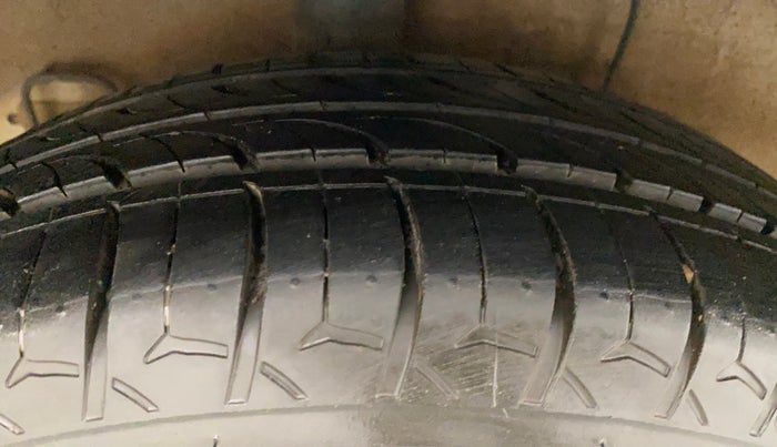 2018 Hyundai Xcent SX 1.2, Petrol, Manual, 42,605 km, Right Rear Tyre Tread