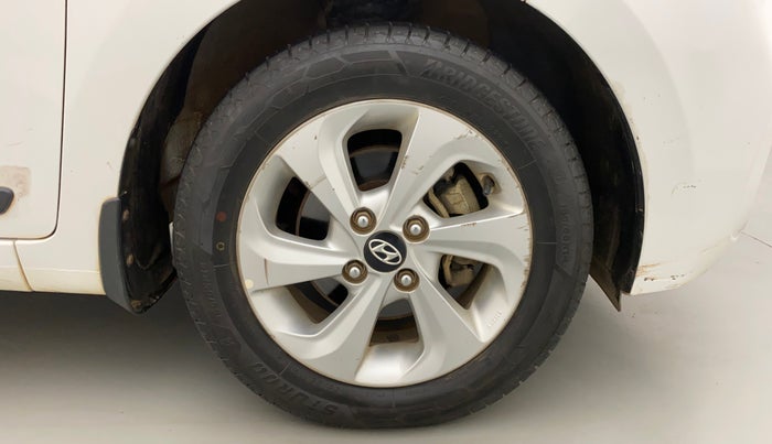 2018 Hyundai Xcent SX 1.2, Petrol, Manual, 42,605 km, Right Front Wheel
