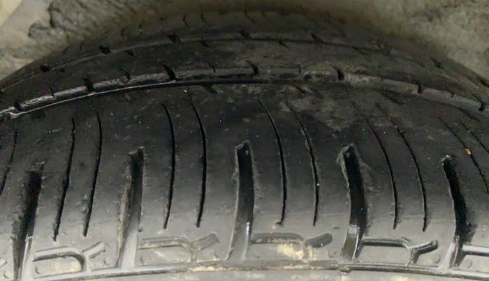 2011 Hyundai i20 SPORTZ (O) 1.2, Petrol, Manual, 93,658 km, Right Rear Tyre Tread