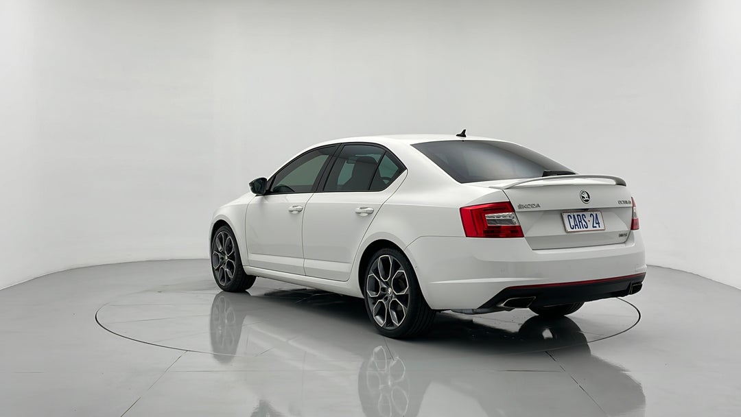 Left Back Diagonal (45- Degree) View