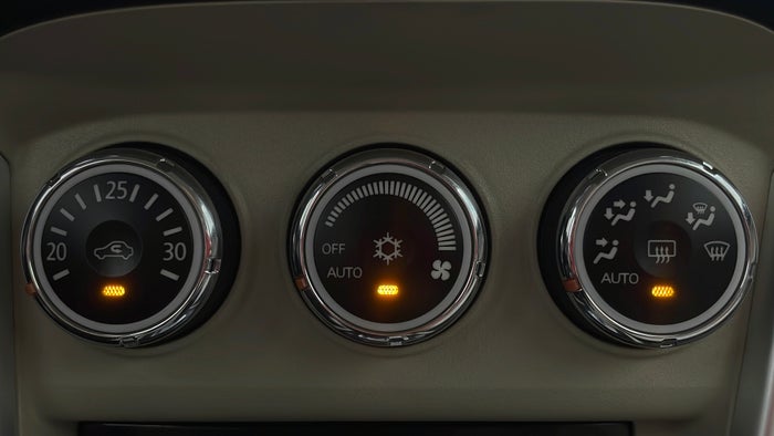 MITSUBISHI LANCER EX-Automatic Climate Control