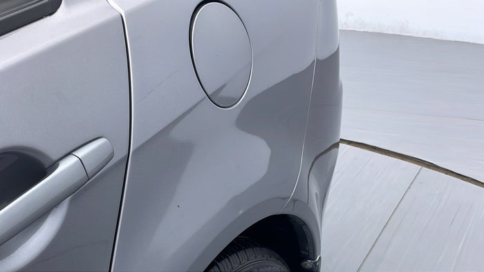 MITSUBISHI LANCER EX-Quarter Panel LHS Dent