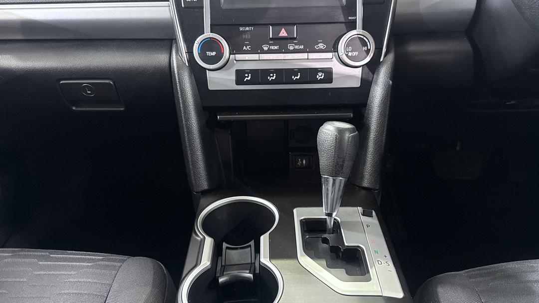 2016 Toyota Camry Altise, Automatic, 51769 km, Gear Lever 