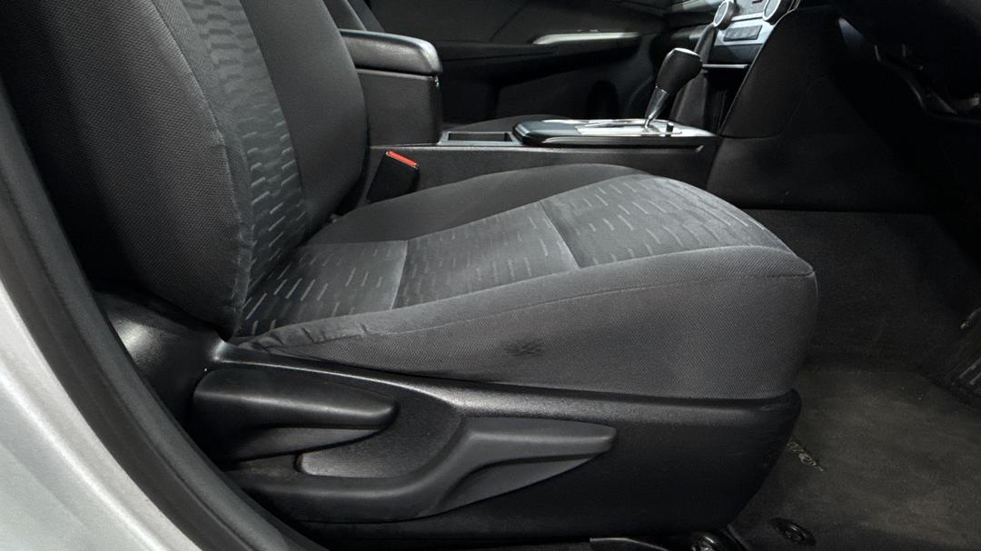 2016 Toyota Camry Altise, Automatic, 51769 km, Drivers Side Adjustment Panel