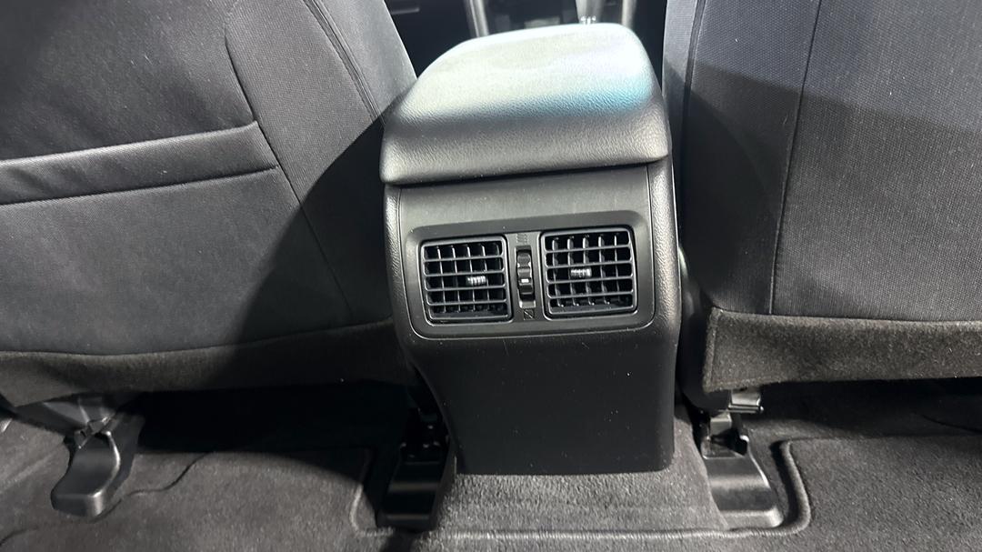 2016 Toyota Camry Altise, Automatic, 51769 km, Rear A/C Vent