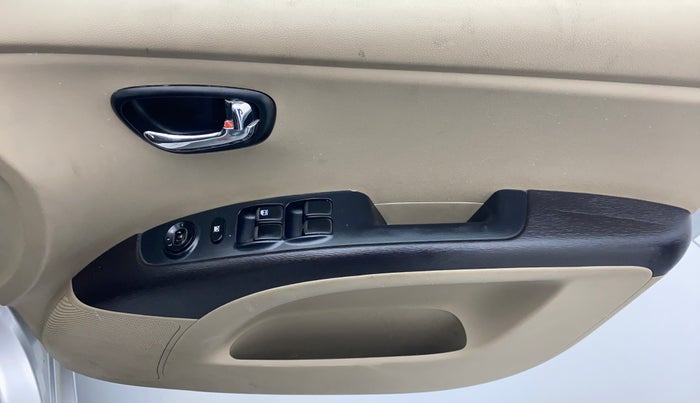 2011 Hyundai i10 SPORTZ 1.2 AT KAPPA2, Petrol, Automatic, 78,725 km, Driver Side Door Panels Controls