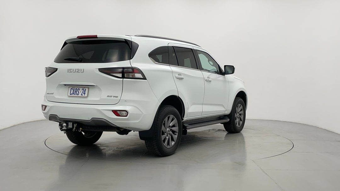 Right Back Diagonal (45- Degree) View