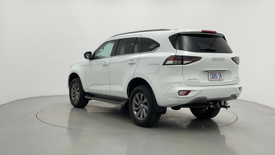 Left Back Diagonal (45- Degree) View