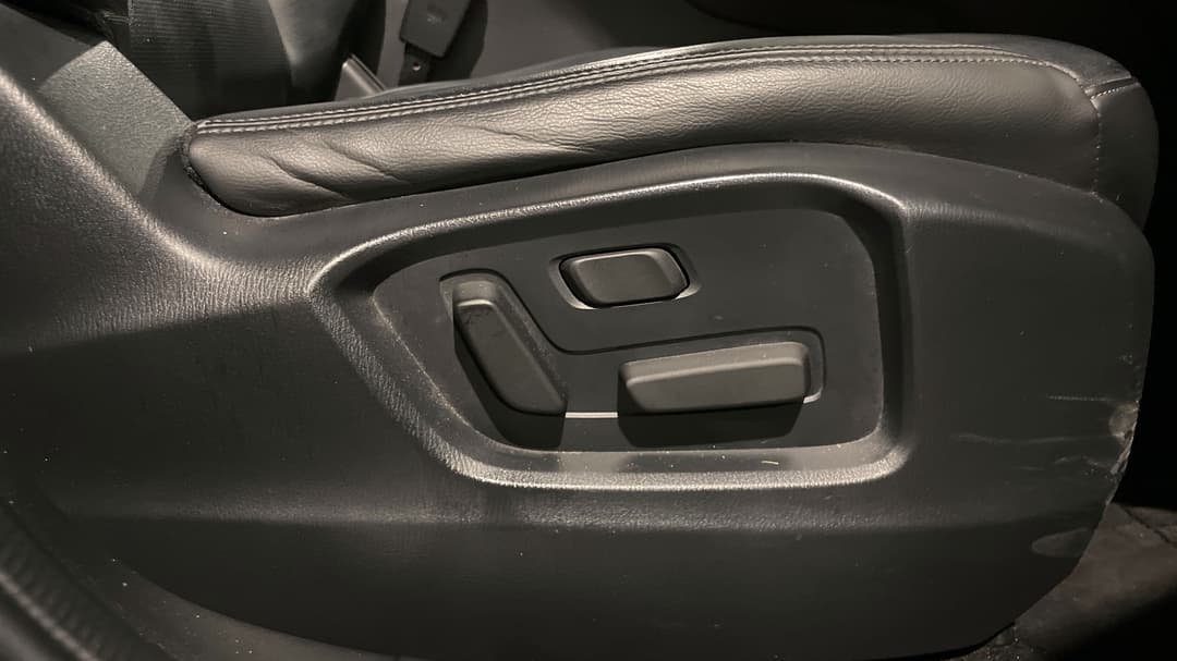 2020 Mazda CX-8 Touring (FWD), Automatic, 77213 km, Drivers Side Adjustment Panel