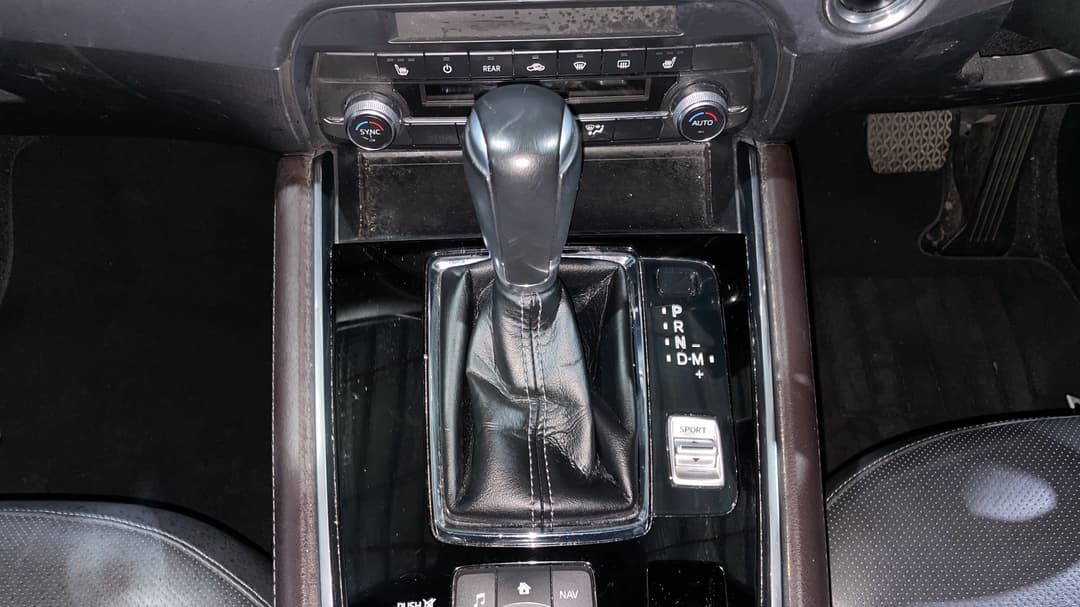 2020 Mazda CX-8 Touring (FWD), Automatic, 77213 km, Gear Lever 