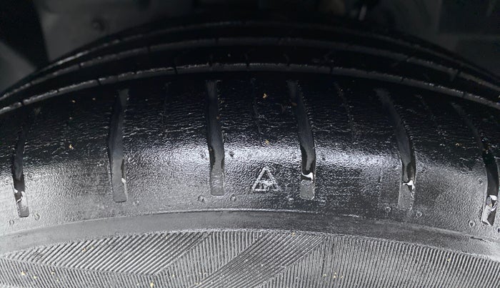 2018 Ford Figo Aspire 1.2 TITANIUM PETROL, Petrol, Manual, 47,340 km, Left Front Tyre Tread