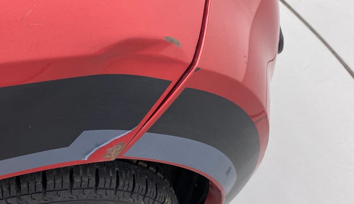 2018 Datsun Redi Go T(O) 1.0L LIMITED EDITION, Petrol, Manual, 35,197 km, Right fender - Slight discoloration