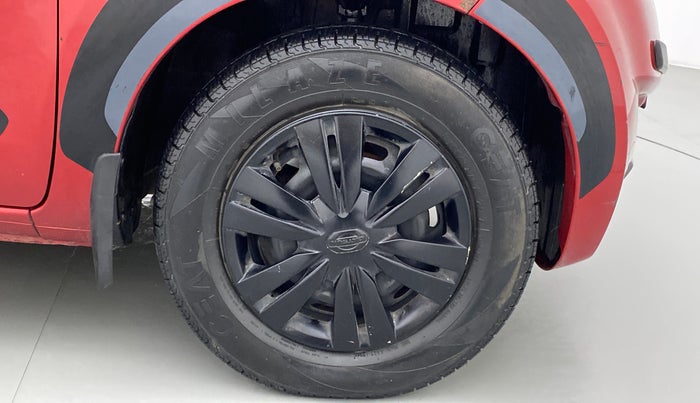 2018 Datsun Redi Go T(O) 1.0L LIMITED EDITION, Petrol, Manual, 35,197 km, Right Front Wheel