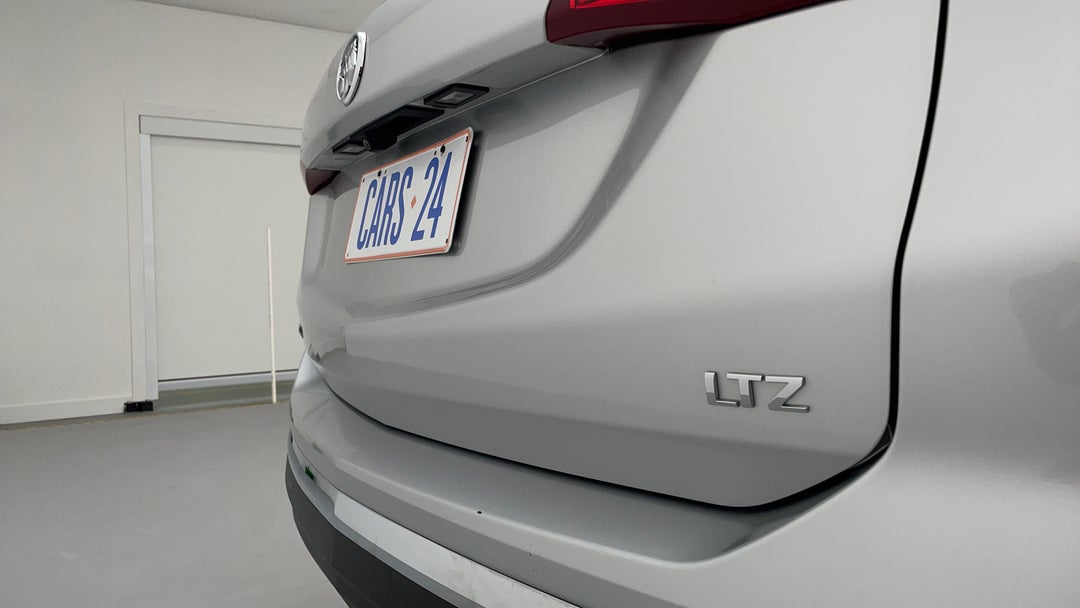 2019 Holden Equinox Ltz (fwd) (5yr), Automatic, 25181 km, Badge (Boot Right Side)