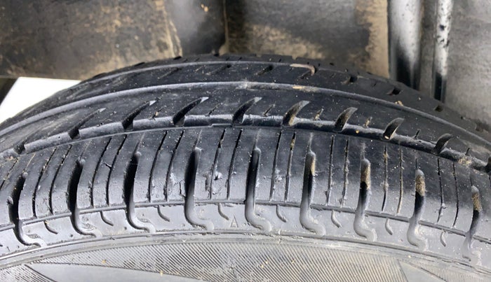 2018 Datsun Redi Go A, Petrol, Manual, 22,237 km, Right Rear Tyre Tread