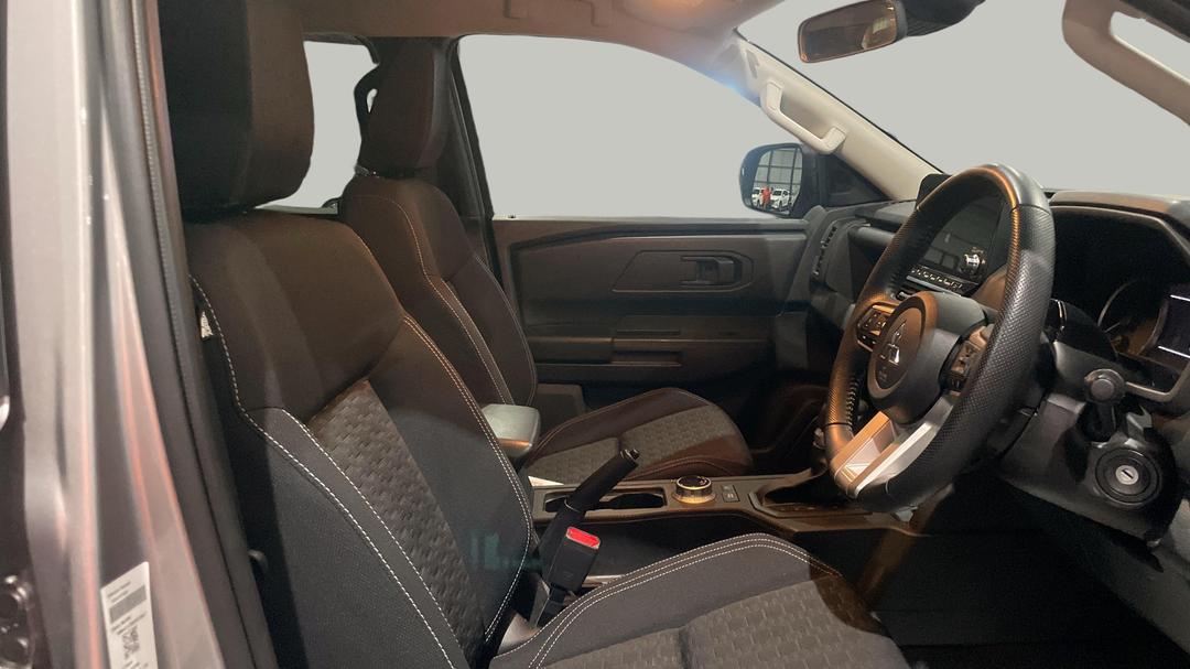 2025 Mitsubishi Triton Glx-r (4x4), Automatic, 14971 km, Right Side Front Door Cabin View