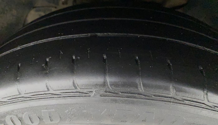 2022 Tata TIGOR XZ PLUS PETROL, CNG, Manual, 60,574 km, Left Front Tyre Tread