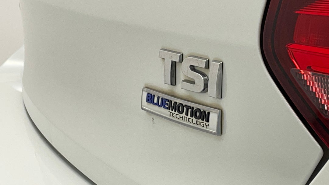 Badge (Boot Right Side)