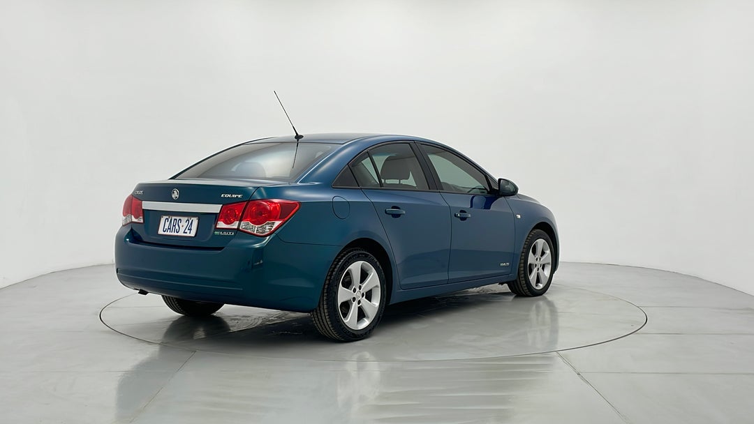 Right Back Diagonal (45- Degree) View