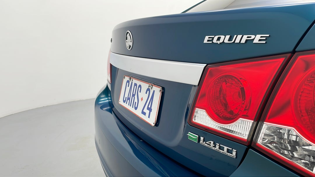 Badge (Boot Right Side)