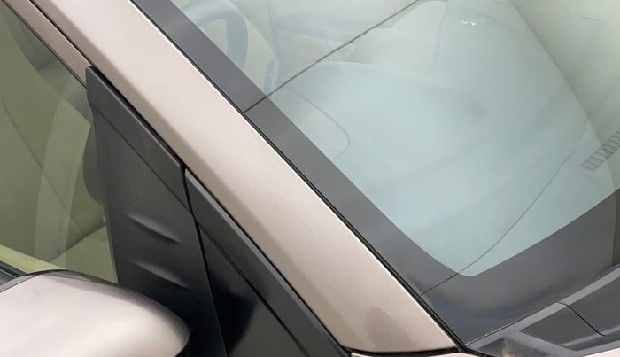 2012 Honda Brio S MT, Petrol, Manual, 24,026 km, Right A pillar - Paint is slightly faded