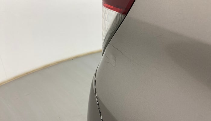2017 Toyota Innova Crysta 2.8 ZX AT 7 STR, Diesel, Automatic, 90,942 km, Right quarter panel - Slightly dented