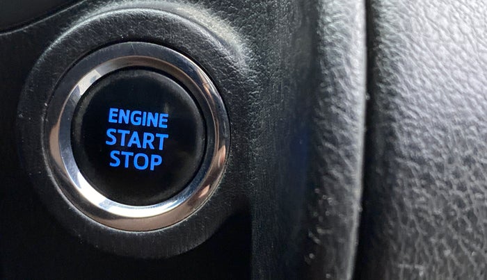 2017 Toyota Innova Crysta 2.8 ZX AT 7 STR, Diesel, Automatic, 90,942 km, Keyless Start/ Stop Button