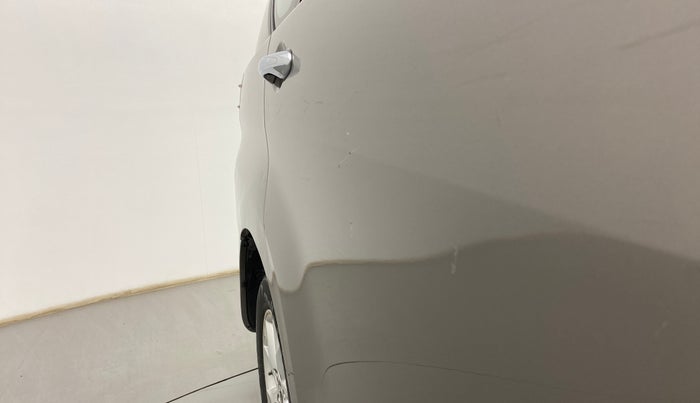 2017 Toyota Innova Crysta 2.8 ZX AT 7 STR, Diesel, Automatic, 90,942 km, Right rear door - Slightly dented