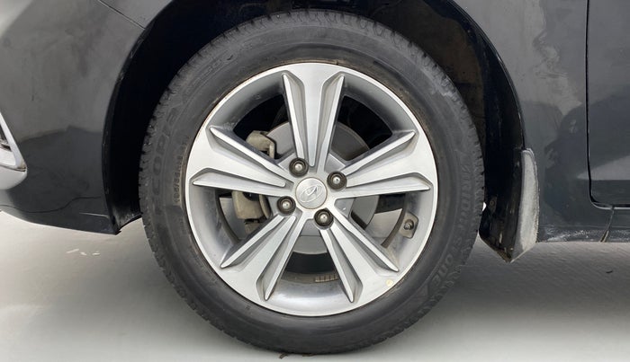 2018 Hyundai Verna 1.6 SX VTVT AT (O), Petrol, Automatic, 32,003 km, Left Front Wheel