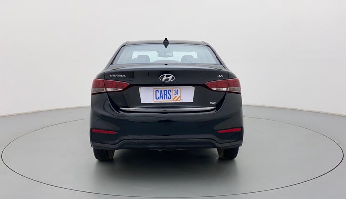2018 Hyundai Verna 1.6 SX VTVT AT (O), Petrol, Automatic, 32,003 km, Back/Rear