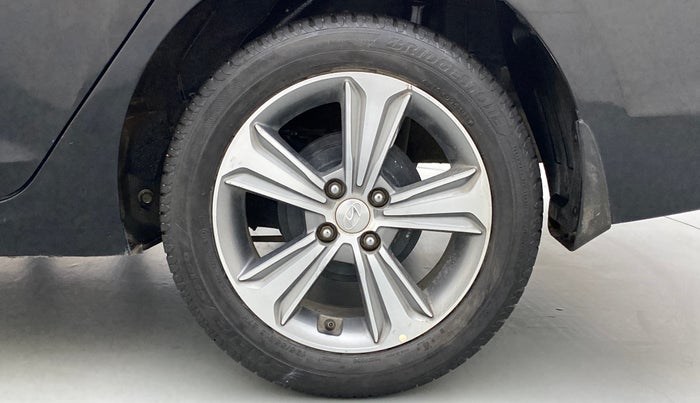 2018 Hyundai Verna 1.6 SX VTVT AT (O), Petrol, Automatic, 32,003 km, Left Rear Wheel