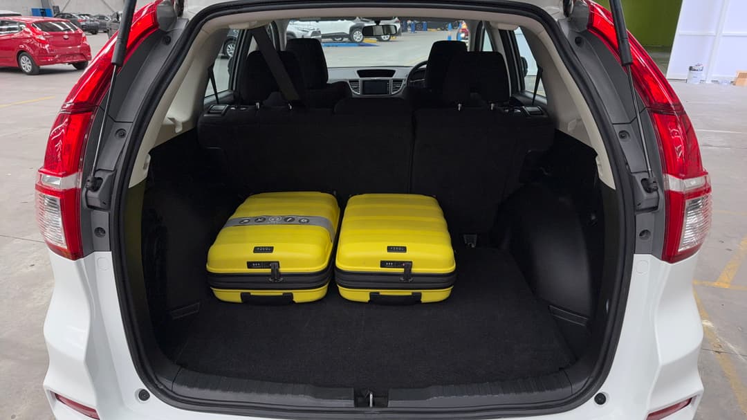 2016 Honda CR-V Vti (4x2), Automatic, 78966 km, Boot Inside View with Luggage