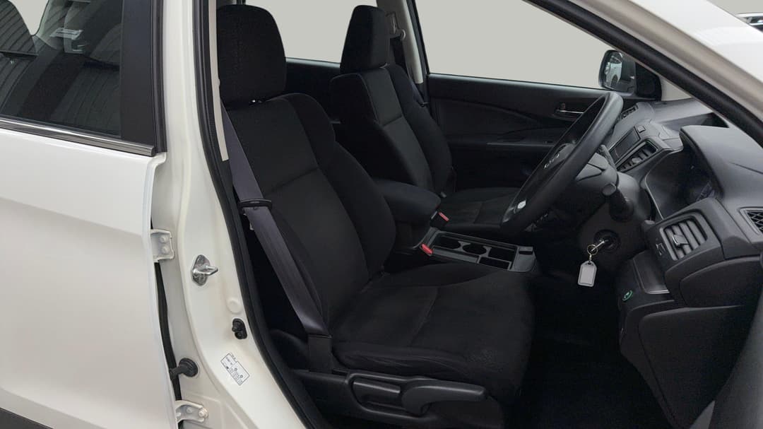 2016 Honda CR-V Vti (4x2), Automatic, 78966 km, Right Side Front Door Cabin View