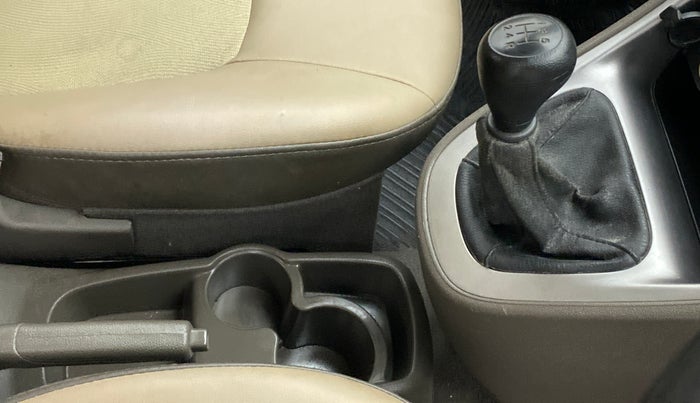 2014 Hyundai i10 MAGNA 1.1, Petrol, Manual, 22,457 km, Gear Lever