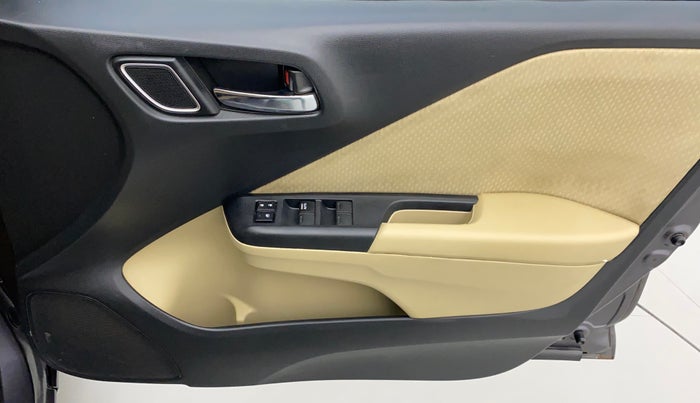 2019 Honda City 1.5L I-VTEC V MT, Petrol, Manual, 94,705 km, Driver Side Door Panels Control