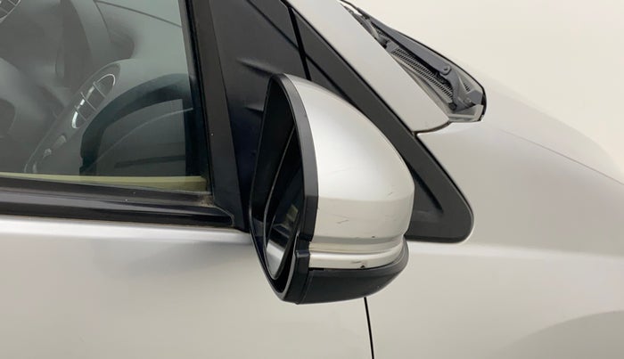 2016 Honda Brio S MT, Petrol, Manual, 53,924 km, Right rear-view mirror - Minor scratches