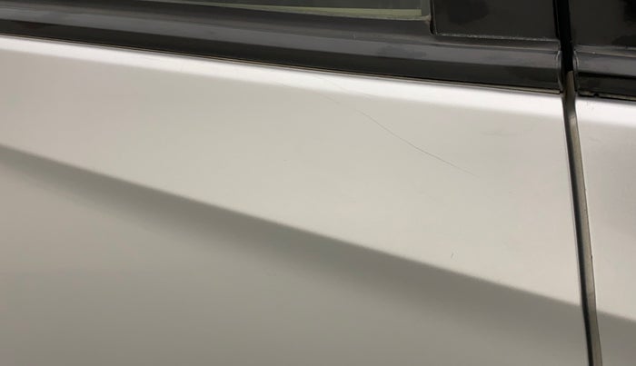 2016 Honda Brio S MT, Petrol, Manual, 53,924 km, Right rear door - Minor scratches