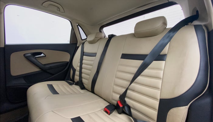 2016 Volkswagen Polo HIGHLINE1.2L PETROL, Petrol, Manual, 94,515 km, Right Side Rear Door Cabin
