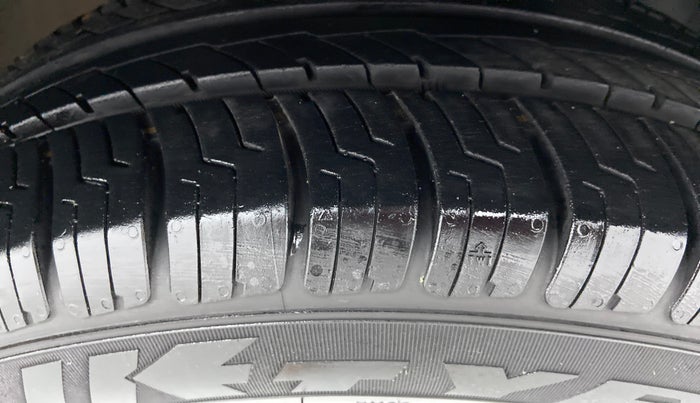 2016 Volkswagen Polo HIGHLINE1.2L PETROL, Petrol, Manual, 94,515 km, Left Rear Tyre Tread