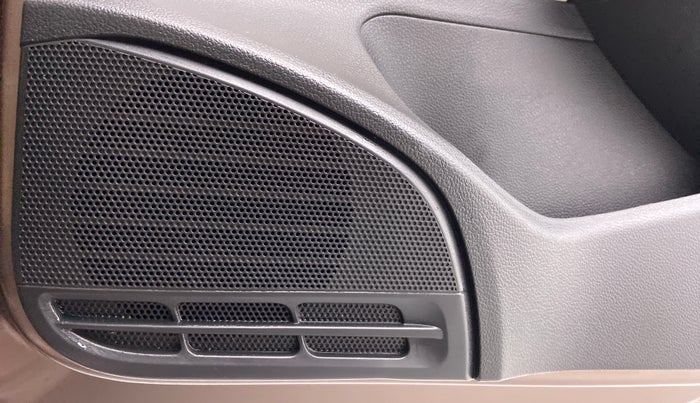 2016 Volkswagen Polo HIGHLINE1.2L PETROL, Petrol, Manual, 94,515 km, Speaker