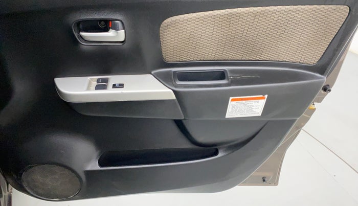 2015 Maruti Wagon R 1.0 LXI CNG, CNG, Manual, 74,924 km, Driver Side Door Panels Control